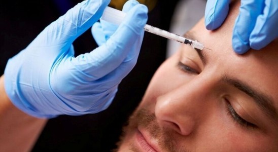 حدود ۵۸ درصد مراکز مداخله‌گر سلامت مشهد در حوزه زیبایی فعالیت می کردند