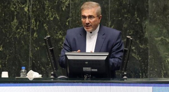 تشریح سیاست‌های دولت در زمینه تامین دارو از زبان معاون رئیس جمهوری