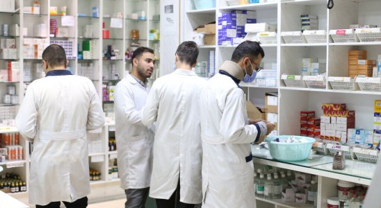 شرط تمدید پروانه داروسازان