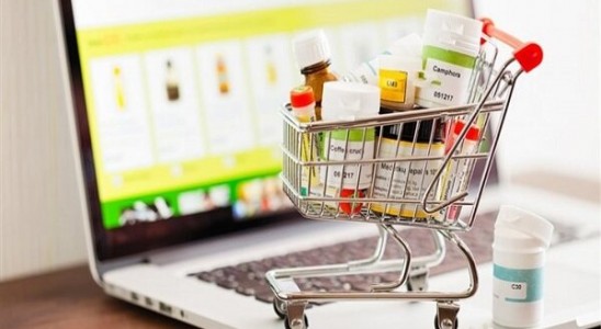 تلاش معاونت علمی برای رفع موانع فروش آنلاین دارو
