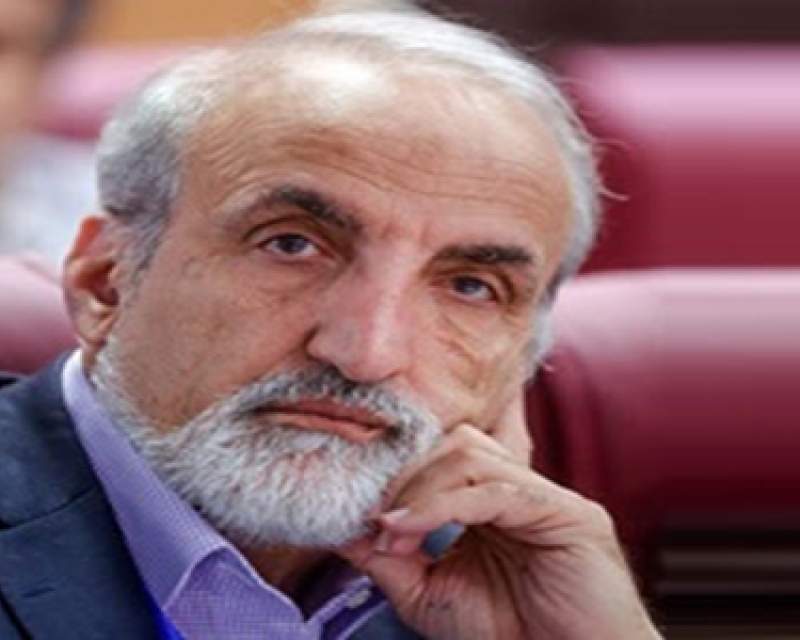 عدم موافقت وزارت بهداشت با بازنشستگی دکتر رضا ملک زاده