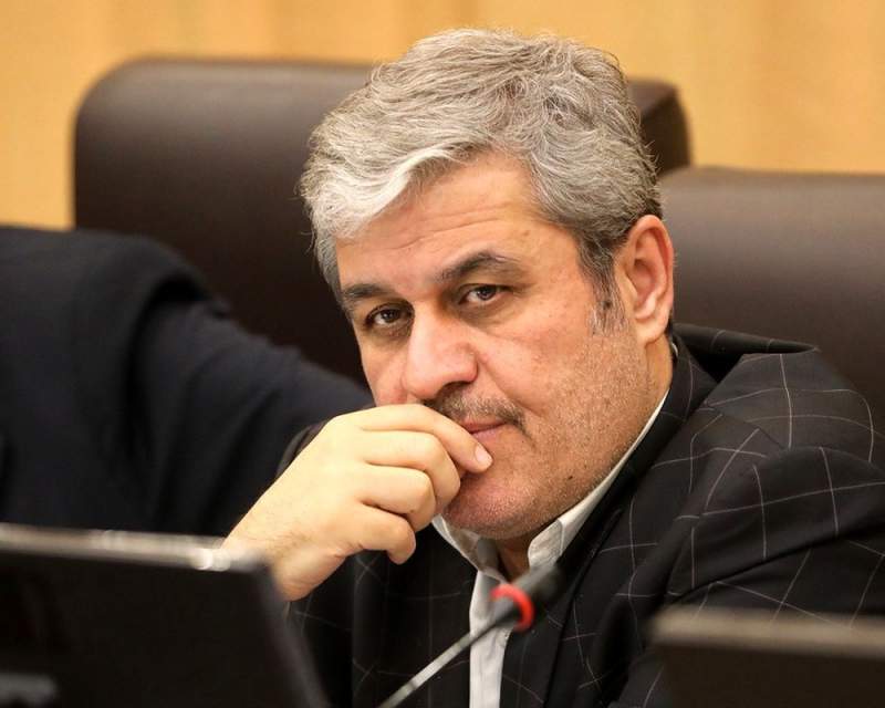 تاجگردون: حداقل سه میلیارد دلار برای دارو در لایحه بودجه پیش بینی شده است