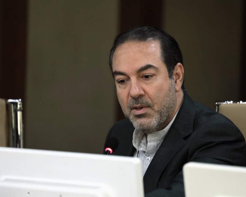 آقای رئیسی دوران کرونا تمام شد، بیدار شوید!