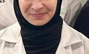 پزشک لبنانی به دلیل داشتن عکس شهید نصرالله در موبایلش از آمریکا دیپورت شد