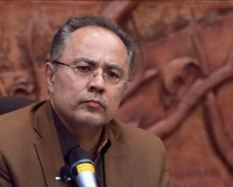 معاون پارلمانی رئیس‌جمهوری برکنار شد
