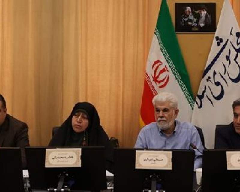 جان و سلامت مردم در خطر؛ دارو گران، بیمه ناتوان و مافیا فعال است