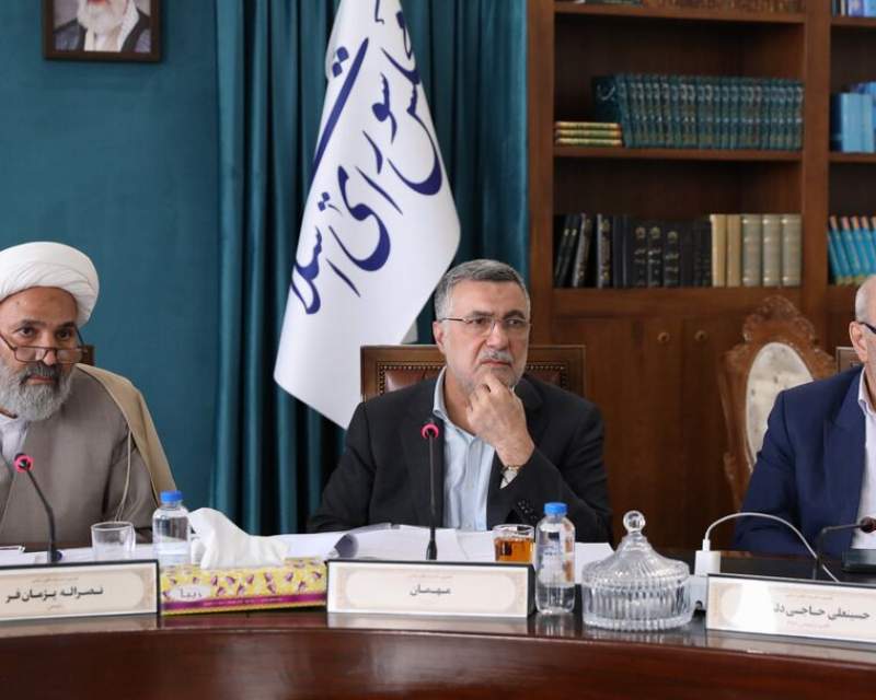 پژمانفر: طرح توزیع دارو از طریق پلتفرم‌ها تا یک ماه آینده اجرا خواهد شد