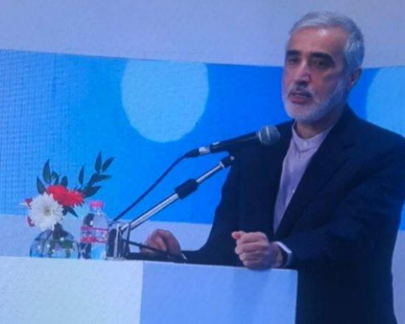 تأکید رئیس سازمان غذا و دارو بر لزوم حمایت از صنعت داروسازی داخلی
