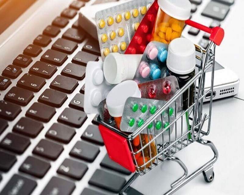 تنش میان وزارت اقتصاد و سازمان غذا و دارو بر سر فروش آنلاین دارو
