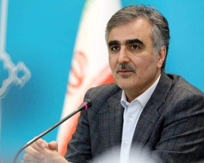 فرزین در ماجرای دارو مسوول و مجرم است