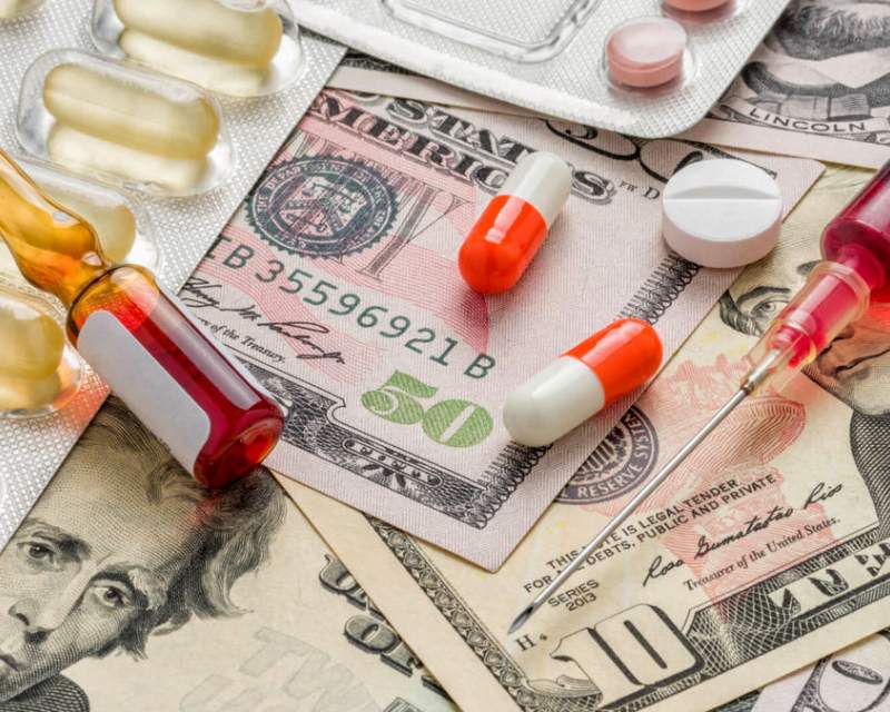 تامین ۵۶۶ میلیون دلار ارز برای حوزه دارو و مواد اولیه دارویی تا ۲۰ تیر ماه