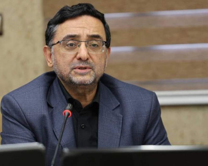 ۳۰۰۰۰ پزشک شاغل در حِرَف غیرپزشکی!