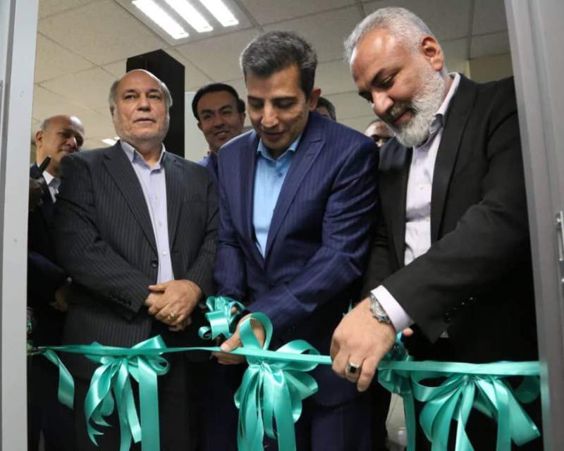 نخستین مرکز فروش غیرحضوری دارو و تجهیزات پزشکی ایران در پخش رازی آغاز به کار کرد