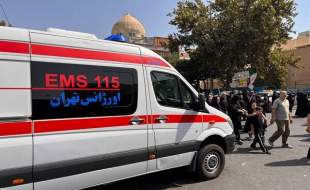 حمله وحشیانه چهار زن و مرد به کارشناسان اورژانس