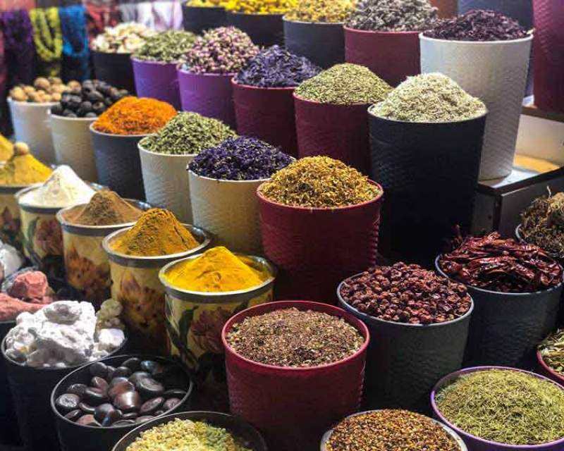 عطاری‌ها حق ورود به درمان و فروش داروهای ترکیبی را ندارند