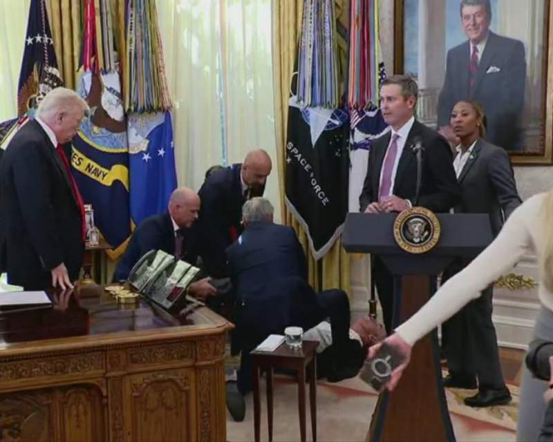 غش کردن مدیر نوو نوردیسک در نشست با ترامپ غش کردن مدیر نوو نوردیسک در نشست با ترامپ