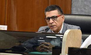 افزایش خروج پزشکان و کارشناسان متخصص به دلیل پرداخت‌های ناکافی