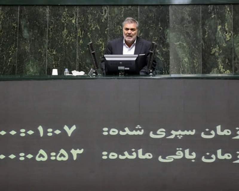 در برخی مناطق لوازم آرایشی به وفور یافت می‌شود اما داروهای حیاتی بیماران کمیاب است