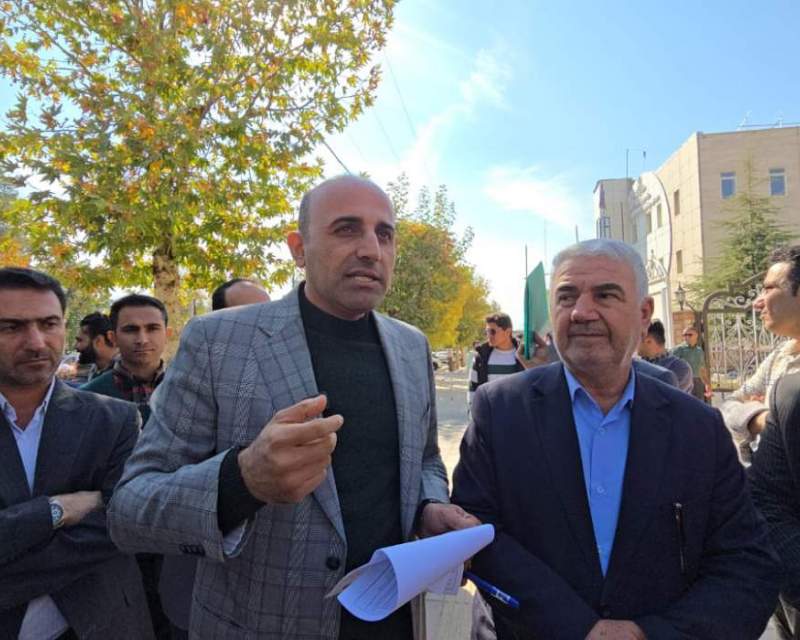 تجمع پرستاران یاسوج مقابل استانداری کهگیلویه و بویراحمد و پاسخ مسئولان دانشگاه علوم پزشکی