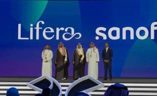 ساخت کارخانه واکسن‌سازی در عربستان با مشارکت سانوفی