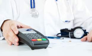 تعرفه‌های پزشکی قبل از شروع سال آینده ابلاغ خواهد شد