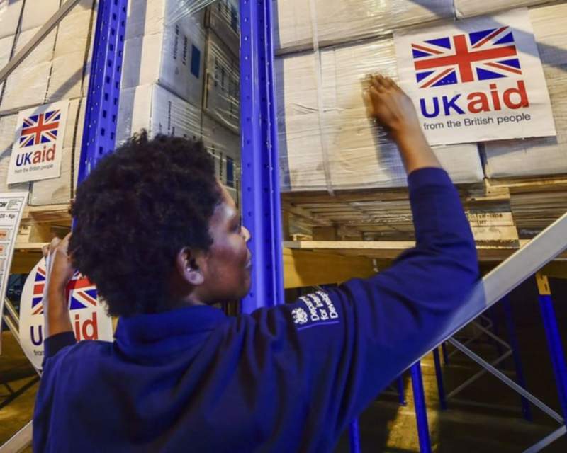 بودجه مبارزه با ایدز، سل و مالاریا رفت برای هزینه‌های دفاعی