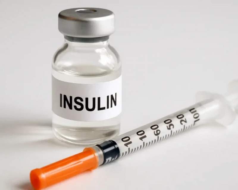 برخی داروخانه‌ها در مشهد، تمایلی برای دریافت انسولین ندارند