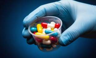 آزیترومایسین رایج‌ترین آنتی‌بیوتیک تجویزی پزشکان در ایران