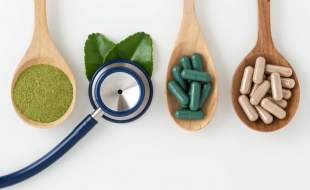 سرنوشت دانشجویان دانشگاه جعلی طب سنتی «ح.خ.» چه شد؟