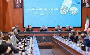 هشدار وزیر بهداشت: داروها را هم مثل آب و جنگل‌ها بی‌رویه مصرف می‌کنیم