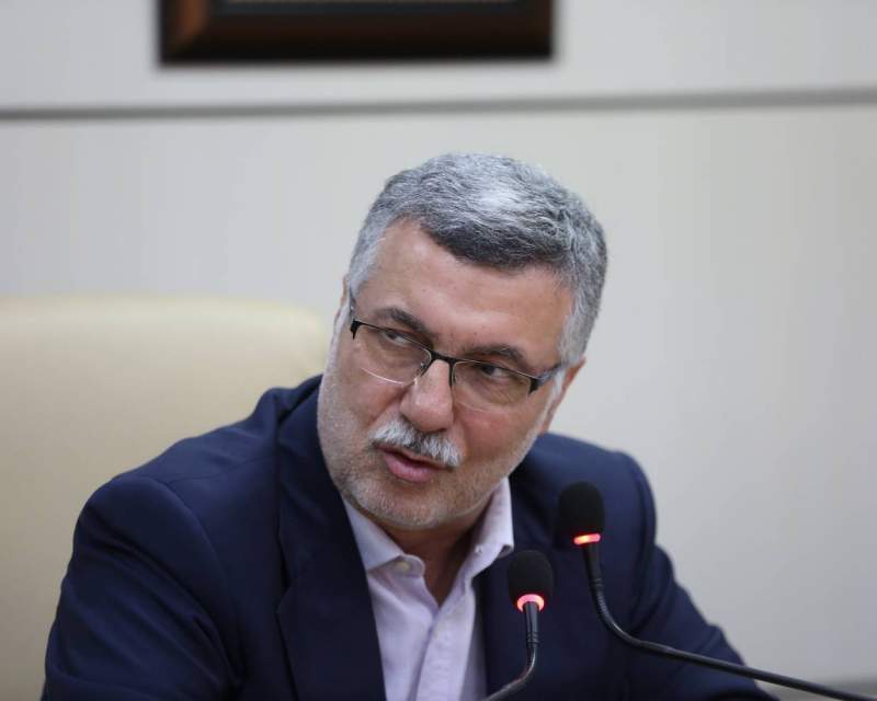 افزایش ظرفیت پذیرش دانشجو معادل رفع نیاز به پزشک مناطق محروم نیست