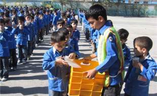 جمع آوری شیرهای فاقد استاندارد بهداشتی توزیع‌شده در مدارس ایلام