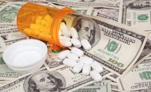 افزایش قیمت بسیاری از داروها در پی افزایش نرخ دلار